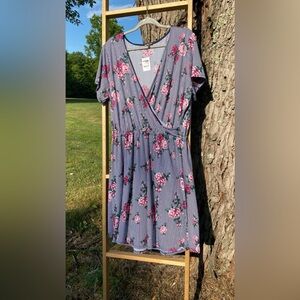 CHARLOTTE RUSSE DRESS 3X can fit 4X/5X Stretchy Faux Wrap Navy Pin Stripe Floral